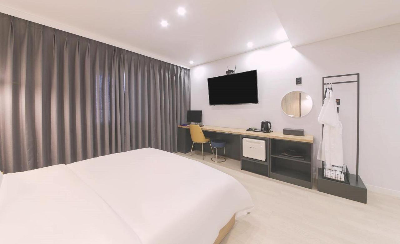 Ariel Hotel Busan Exterior foto